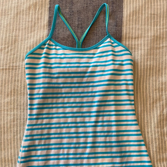 Lululemon tank sz6 - Picture 1 of 2
